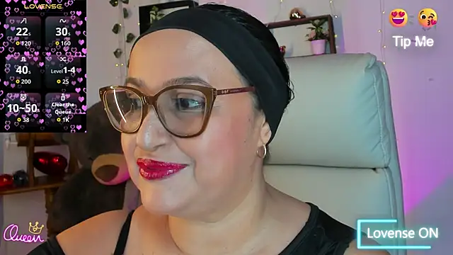 Gia Nahomi online show from 28, 4, 2026