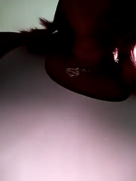 Ambarsexbutler online show from 25, 1, 2025