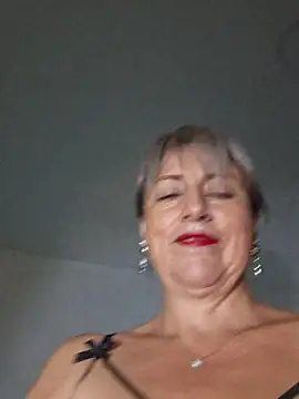 almaluna7 online show from 19, 10, 2025