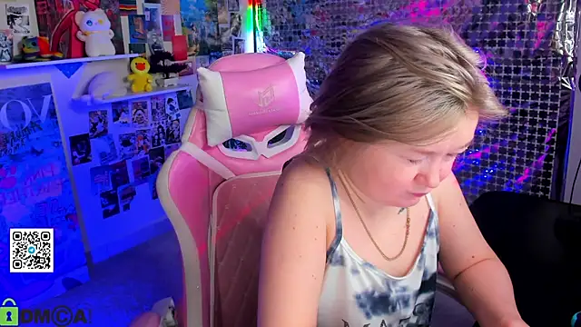 Sara Robinson online show from 6, 4, 2026