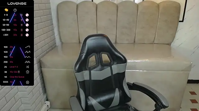 Snapshot of _Charlotte_v chatting on 30, 11, 2025 Charlotte v online show from 30, 11, 2025