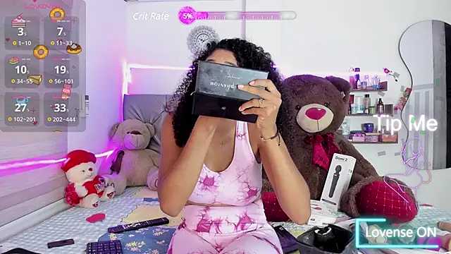 Snapshot of charlotteone chatting on 13, 2, 2025 charlotteone online show from 13, 2, 2025