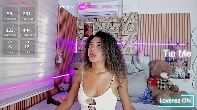 Snapshot of charlotteone chatting on 2, 11, 2025 charlotteone online show from 2, 11, 2025