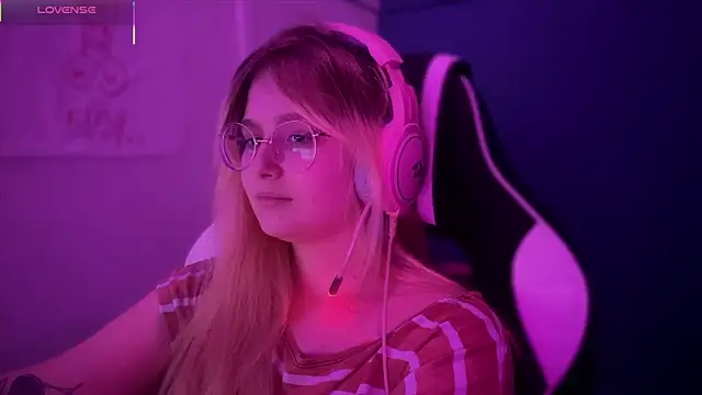 JacyWinslat online show from 13, 3, 2025