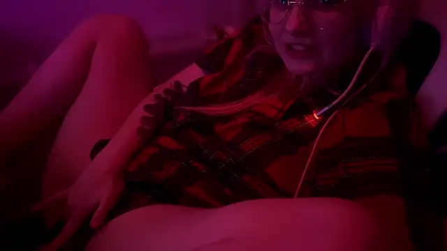 JacyWinslat online show from 16, 3, 2025