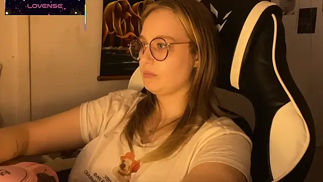 JacyWinslat online show from 8, 10, 2025