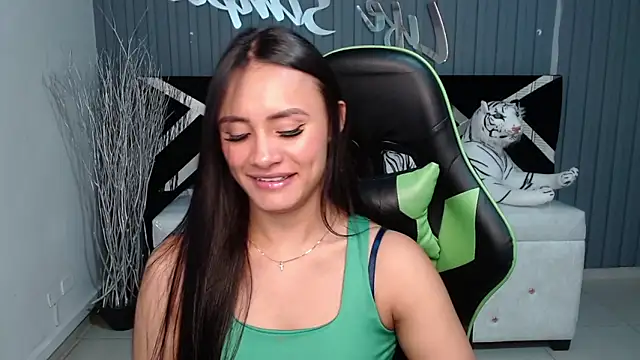 Snapshot of allison_a1 chatting on 27, 12, 2024 allison a1 online show from 27, 12, 2024