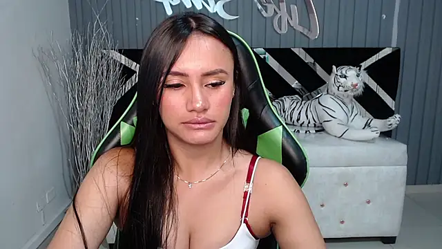 Snapshot of allison_a1 chatting on 30, 12, 2024 allison a1 online show from 30, 12, 2024