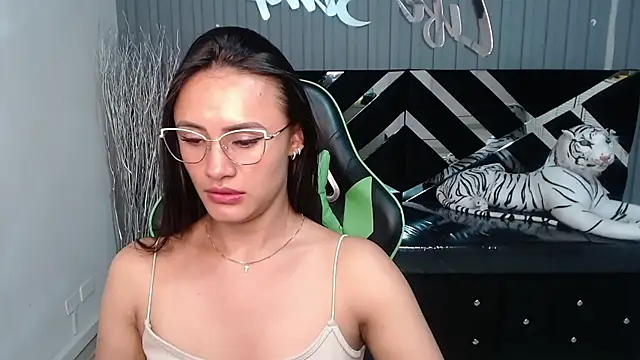 Snapshot of allison_a1 chatting on 5, 2, 2025 allison a1 online show from 5, 2, 2025