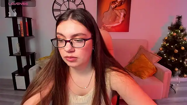 DaniellaLovely online show from 13, 12, 2024