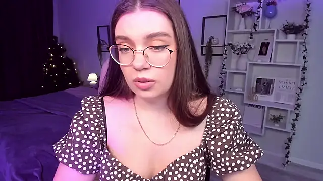 DaniellaLovely online show from 5, 1, 2025