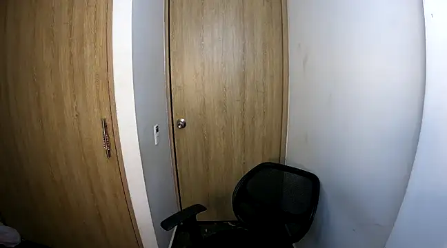 hot quenn online show from 28, 12, 2024