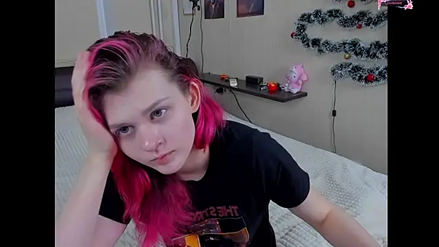 Snapshot of JulieTaylors chatting on 13, 5, 2026 JulieTaylors online show from 13, 5, 2026