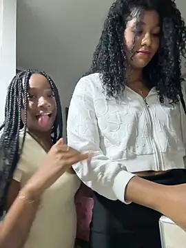 EscorpiLeoncita online show from 8, 3, 2026