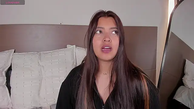 Rebeca Williams  online show from 3, 6, 2026