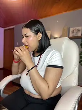 Isabella boobd online show from 11, 1, 2025