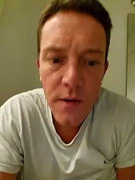 Snapshot of Bigtater1999 chatting on 31, 12, 2024 Bigtater1999 online show from 31, 12, 2024