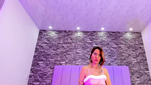 Aixa hill1 online show from 20, 12, 2024