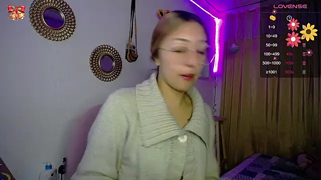 Snapshot of Soffy-brooks chatting on 20, 12, 2024 Soffy-brooks online show from 20, 12, 2024