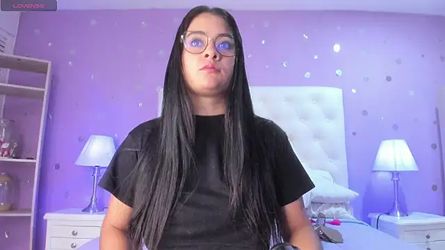 scarlette 15  online show from 18, 3, 2026