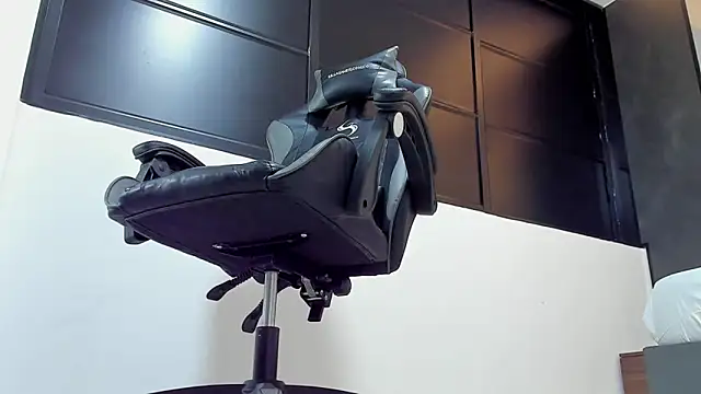 alma fenix online show from 9, 9, 2025