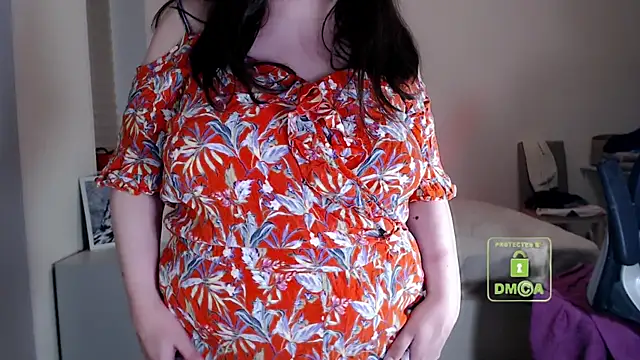 cute and hot online show from 18, 3, 2026