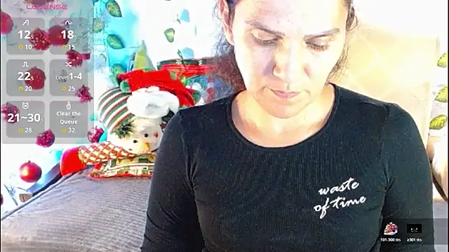 Snapshot of venus_swet_ chatting on 15, 12, 2025 venus swet online show from 15, 12, 2025