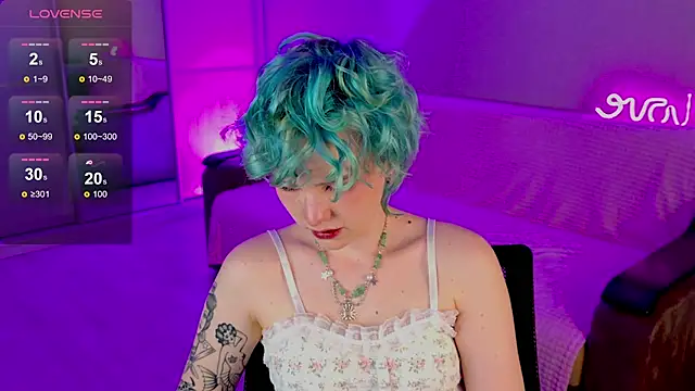 School Love online show from 21, 2, 2025