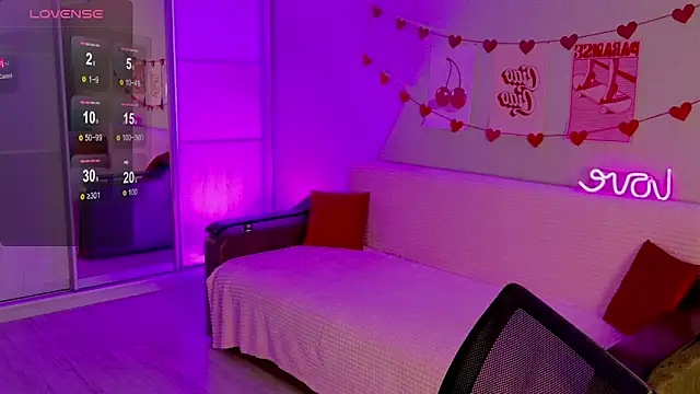 School Love online show from 19, 3, 2025