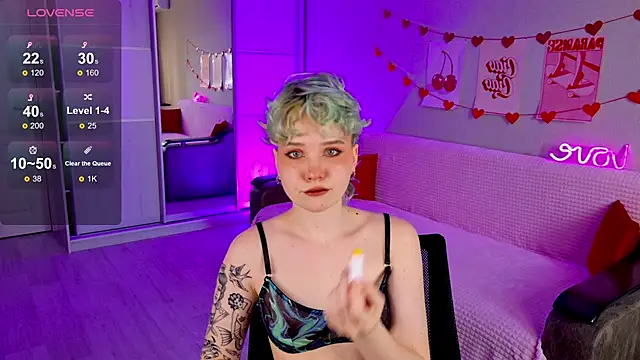 School Love online show from 21, 3, 2025