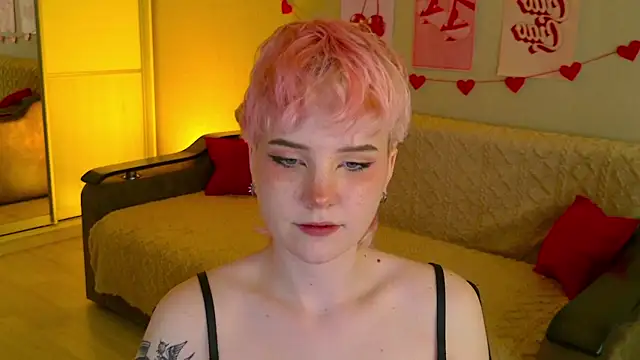 School Love online show from 26, 9, 2025