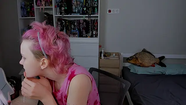 School Love online show from 8, 1, 2026