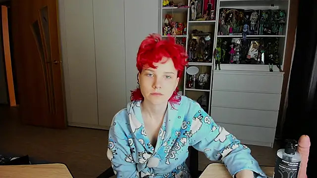 School Love online show from 26, 4, 2026