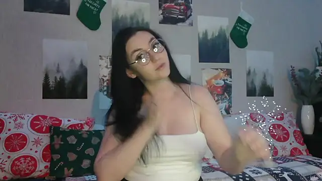 Fluffy Tiffy online show from 18, 12, 2024