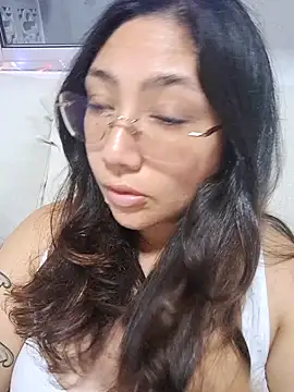 Mia Ruiz online show from 14, 11, 2025