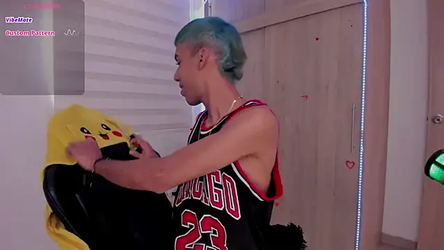 aldrinwhite online show from 17, 3, 2025