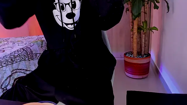 aldrinwhite online show from 19, 11, 2025