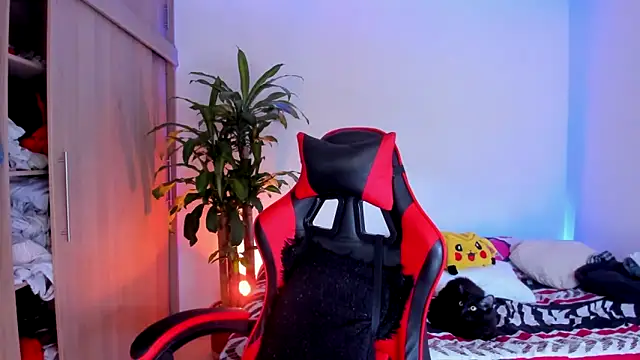 aldrinwhite online show from 22, 4, 2026