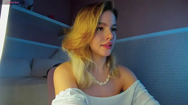 Snapshot of Anna_Robinson chatting on 31, 1, 2025 Anna Robinson online show from 31, 1, 2025