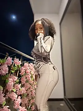 Melany Williams online show from 7, 10, 2025