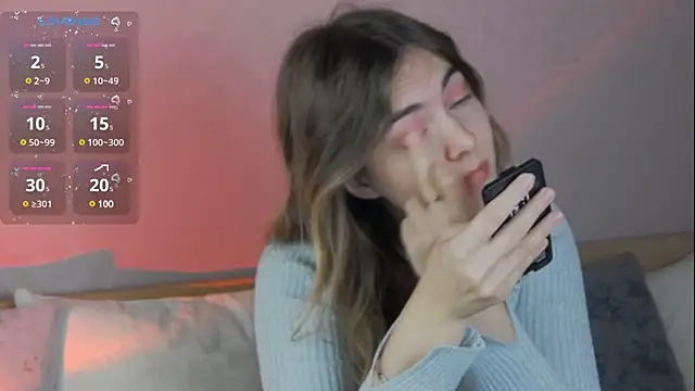 chloi hes online show from 10, 12, 2024