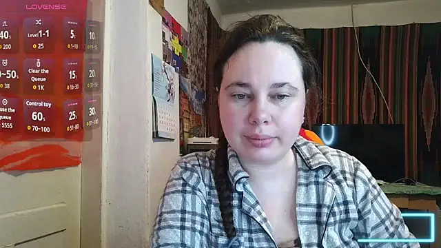 Cora Maro online show from 25, 4, 2026