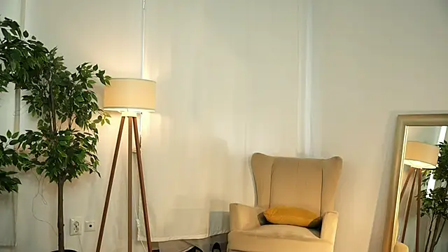 PrincessMononokee online show from 27, 4, 2026