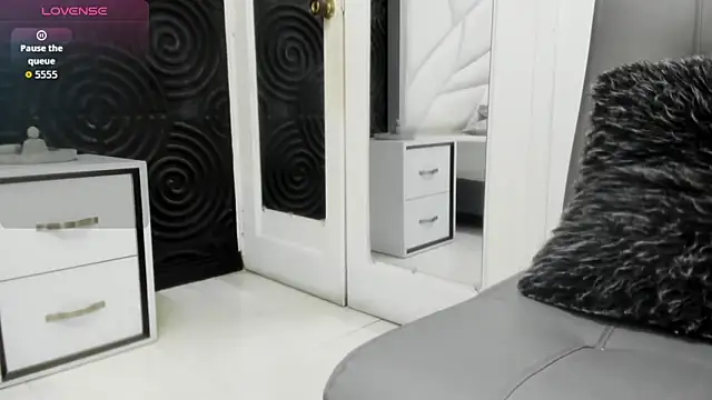 AbigailWilliams  online show from 19, 12, 2025