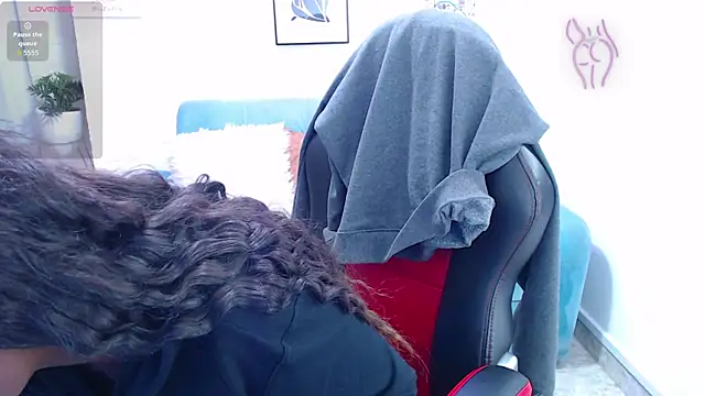 Snapshot of cattalheya chatting on 12, 9, 2025 cattalheya online show from 12, 9, 2025