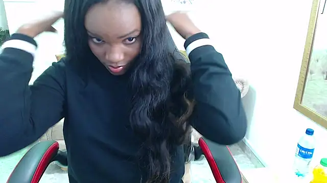 Snapshot of cattalheya chatting on 11, 10, 2025 cattalheya online show from 11, 10, 2025