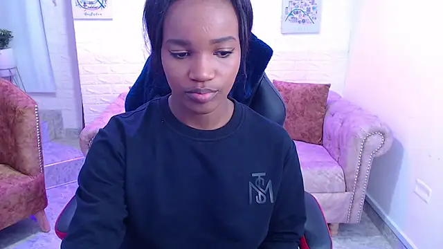 Snapshot of cattalheya chatting on 14, 11, 2025 cattalheya online show from 14, 11, 2025