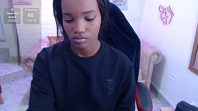 Snapshot of cattalheya chatting on 24, 11, 2025 cattalheya online show from 24, 11, 2025