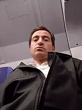 Snapshot of openlegsforyou chatting on 11, 9, 2025 openlegsforyou online show from 11, 9, 2025