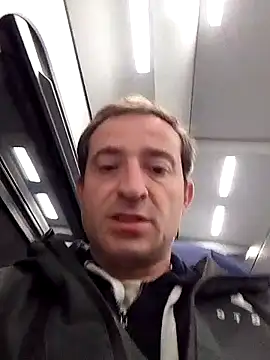 Snapshot of openlegsforyou chatting on 22, 10, 2025 openlegsforyou online show from 22, 10, 2025